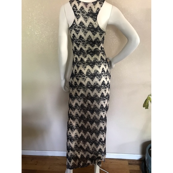 She’s Cool Embroidered Lace Dress - Picture 2 of 3